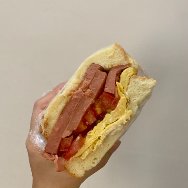 周一来份厚多士缓解周一综合症