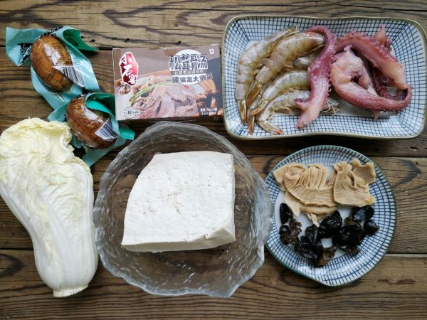 金汤海鲜手掰豆腐