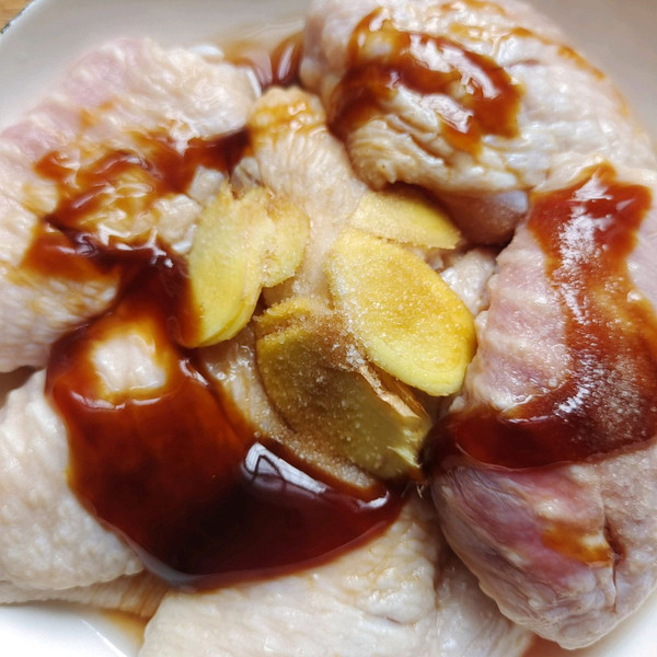 外酥里嫩椒盐鸡翅