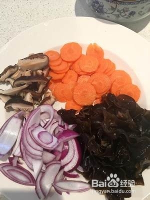 嫩炒香菇鸡胸肉怎么做