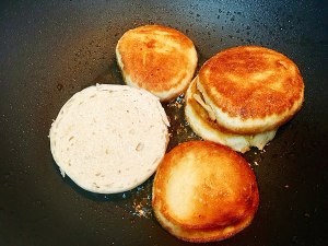 河南特色-炸馒头片的正宗做法