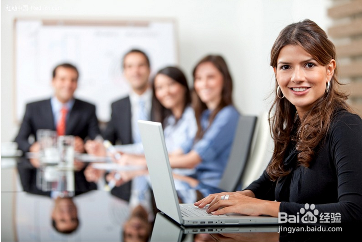 在职场打拼，如何提高自己的魅力？