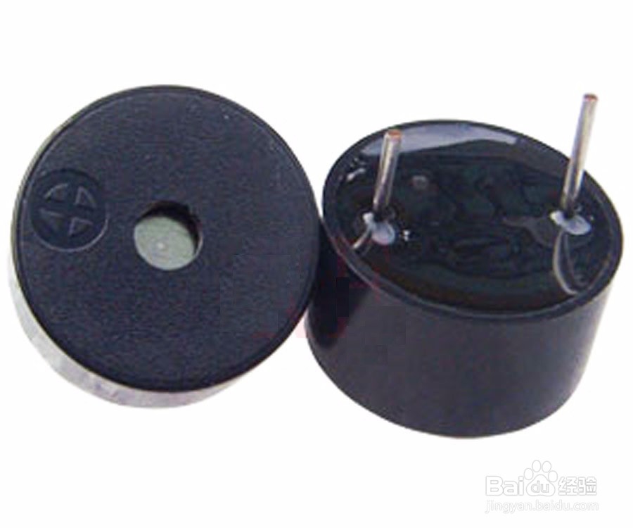 如何驱动蜂鸣器？