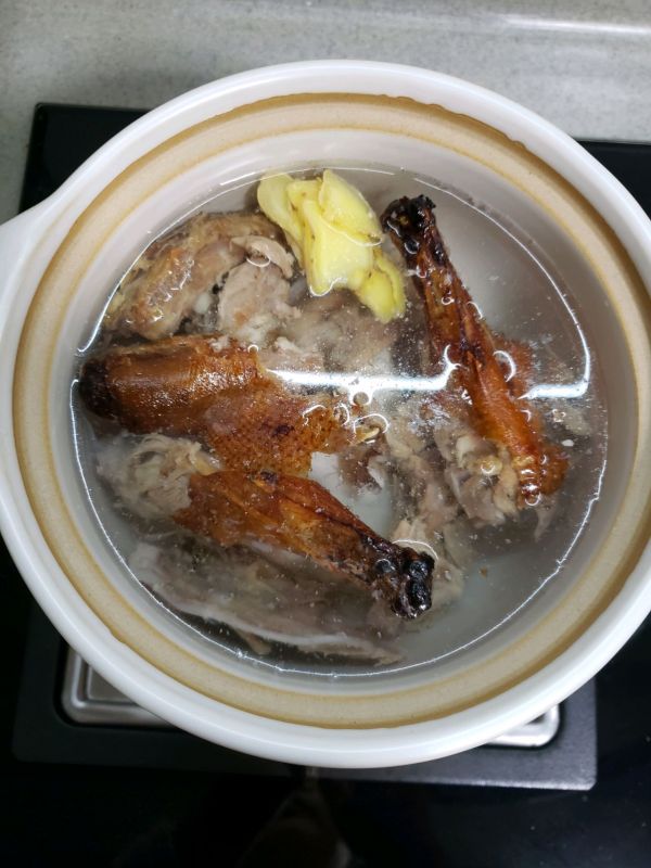 白菜豆腐粉丝鸭架汤