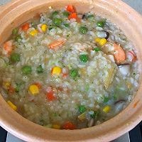 怎么制作养胃的蔬菜海鲜粥？