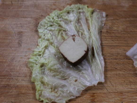 蒸白菜包的做法，妈妈们快收快收！