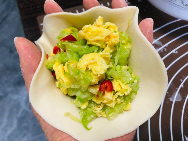 西葫芦鸡蛋馅饼