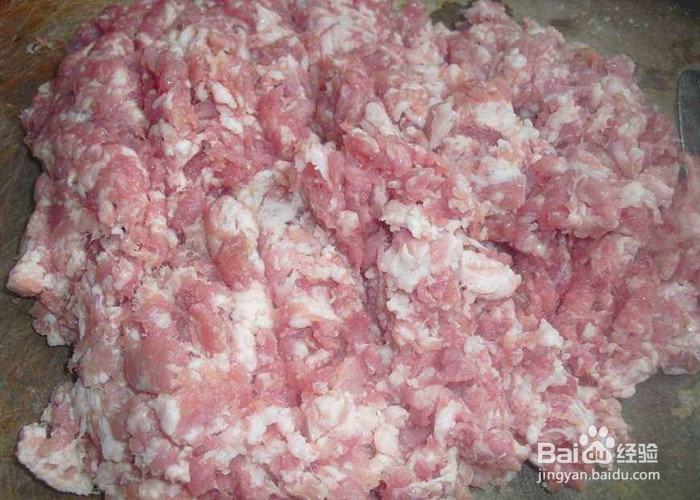 茴香肉饺子的做法