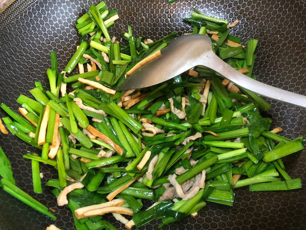 韭菜香干炒肉丝