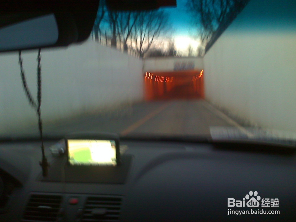 怎样告诉孩子安全的出行[实际见闻5]