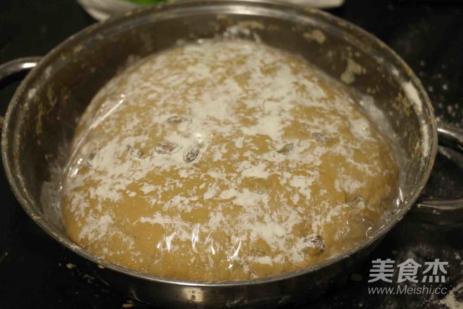 葡萄干红糖馒头