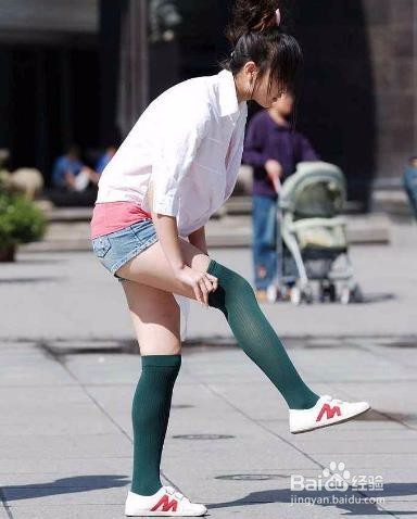 丝袜的搭配的雷区跟穿搭技巧