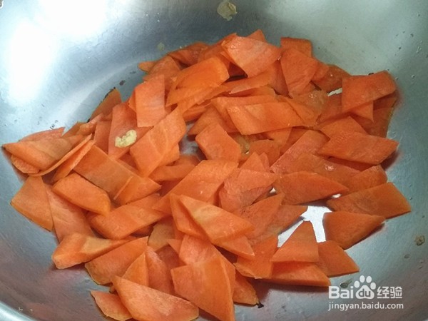 如何制作口蘑炒鸡蛋