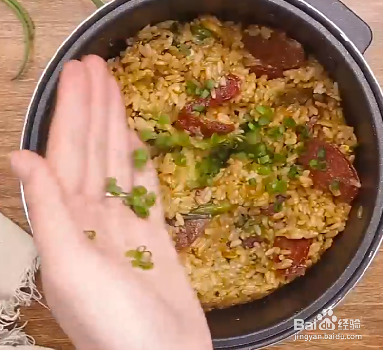 如何做香肠焖饭？