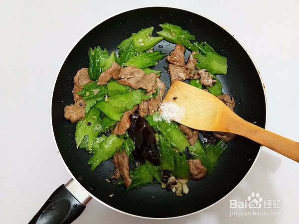 牛肉小炒苦瓜如何做