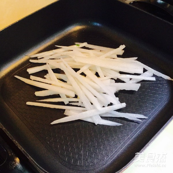 肉片炒莴笋的做法