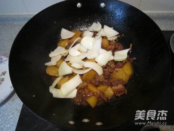 西北风味菜土豆炖羊肉