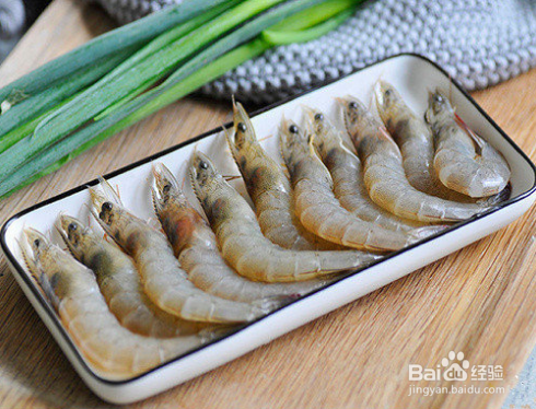 葱爆虾仁怎么做?