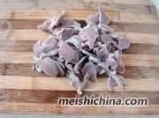 香菜爆鸡胗的制作