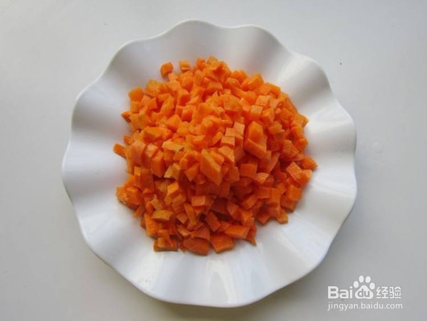 如何制作香菇鸡肉饺子