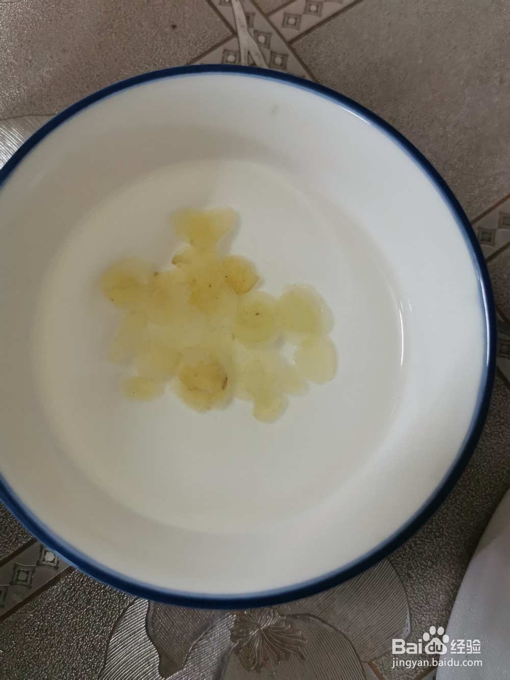 牛奶桃胶雪燕皂角米