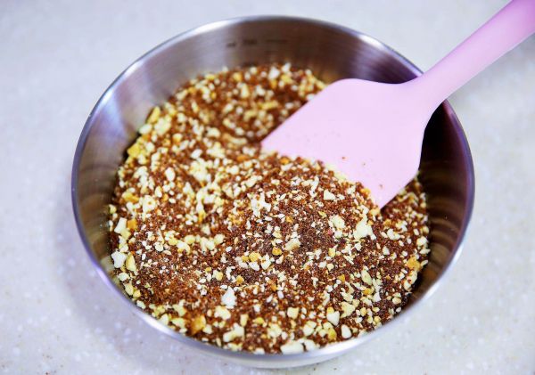 花生芝麻红糖发面小饼