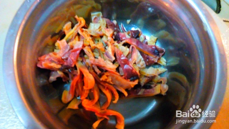 外婆菜：墨鱼干煨五花肉