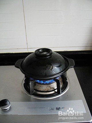 食为先教你如何制作一煲超美味的煲仔饭！