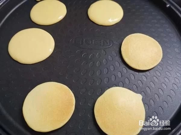 奶香玉米饼的烹饪