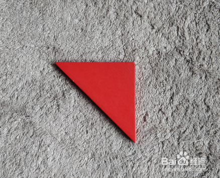 俯身拍翅的鸭子用七巧板怎么拼接？