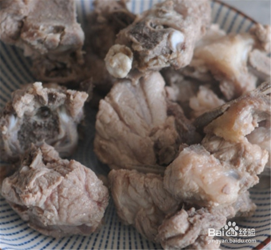 家常美食—土豆烧排骨