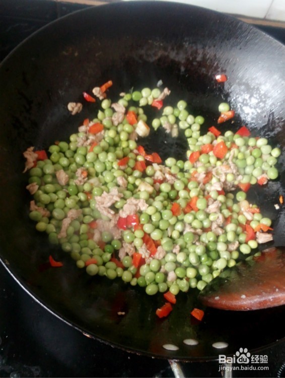 青豆香肠炒肉