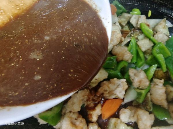 酱香肉段烧茄子