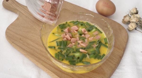 蔬菜虾球鸡蛋杯