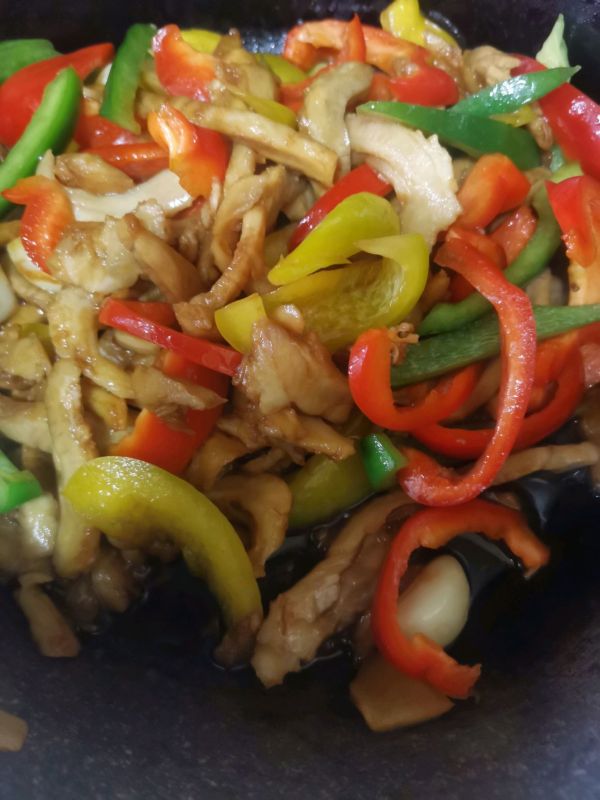 彩椒爆炒猪肚丝