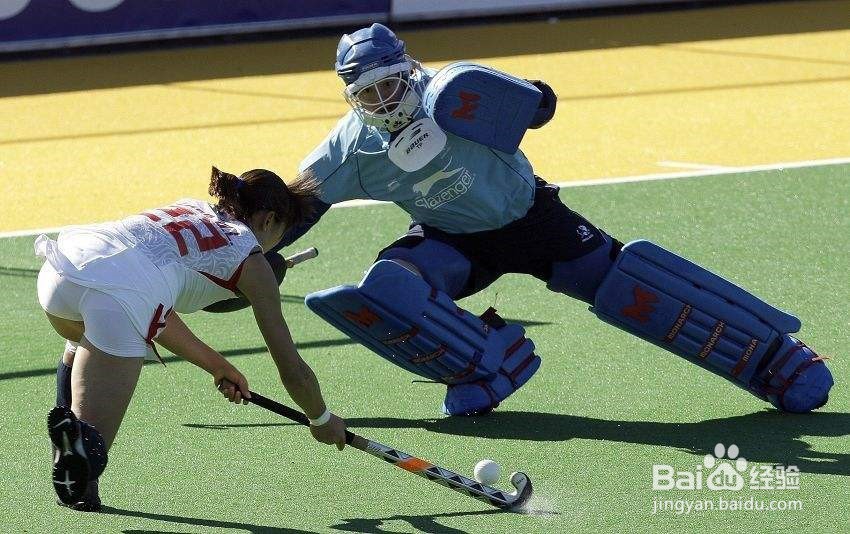 怎样打好曲棍球？