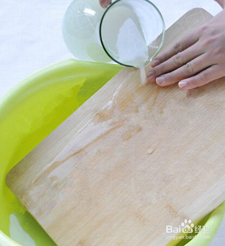 家里的哪些角落比较容易积累尘土?