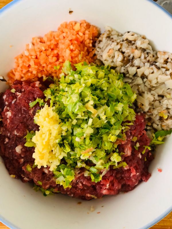 牛肉香菇胡萝卜馄饨