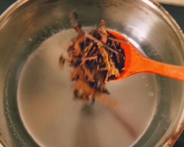 冬日午后黑糖奶茶