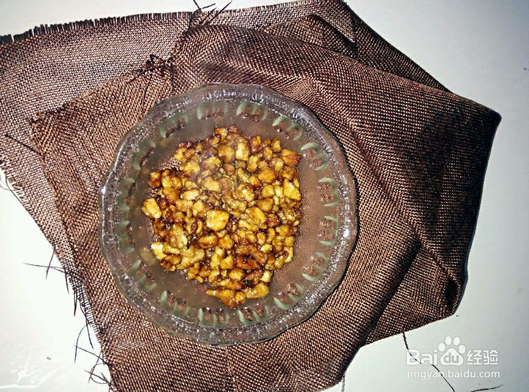 蒜苔炒肉丁的做法