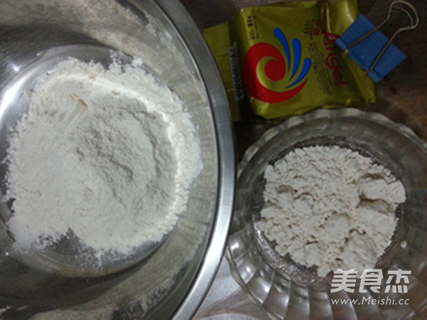 黑加仑莜面面包