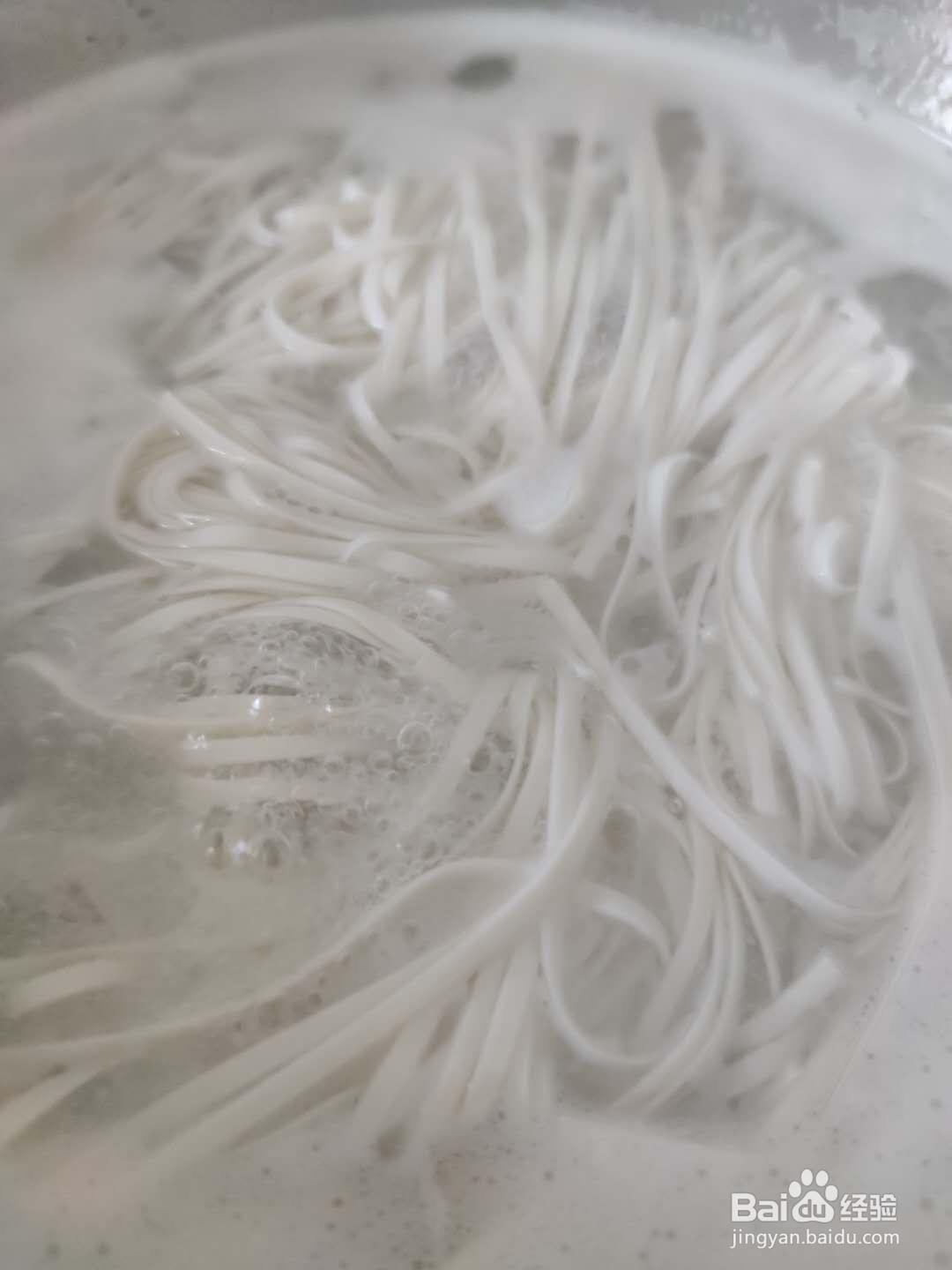 番茄茄子鸡蛋捞面条