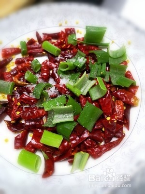 东北香辣肉丝的做法