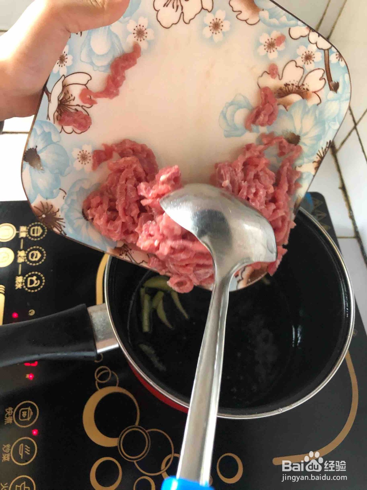 家常菜牛肉炒尖椒
