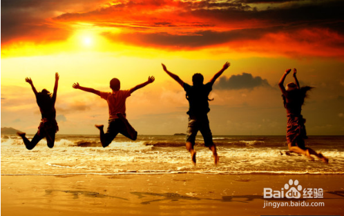 发现自己跟周围的人格格不入怎么办