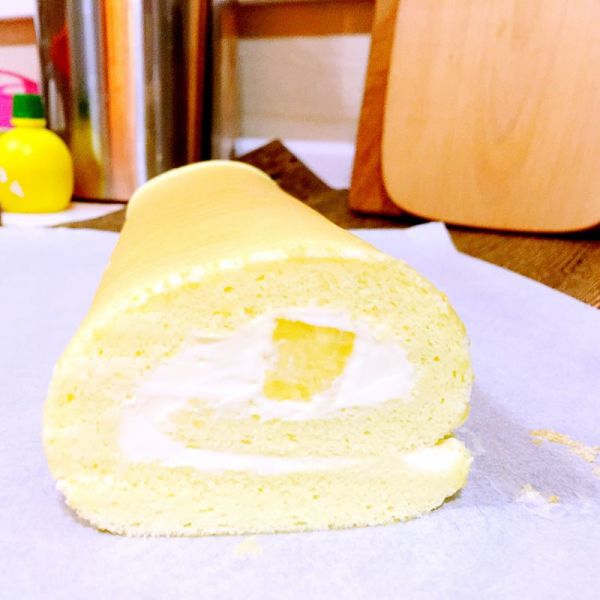奶油菠萝蛋糕卷