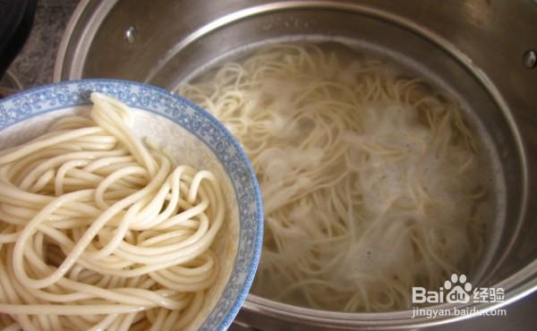 如何做有胃口的鸡蛋豆腐打卤面