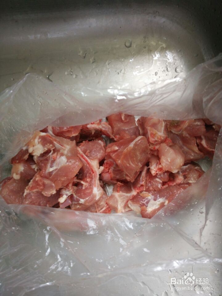 电饭煲熬海带骨头汤