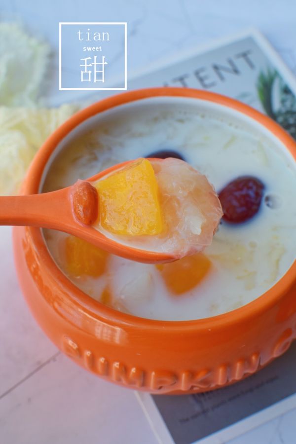 木瓜牛奶银耳羹