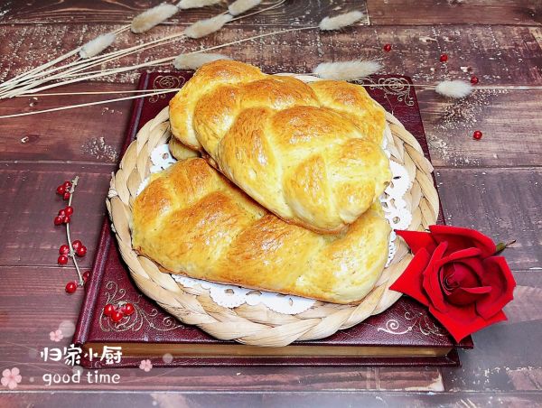 迷迭香奶精面包